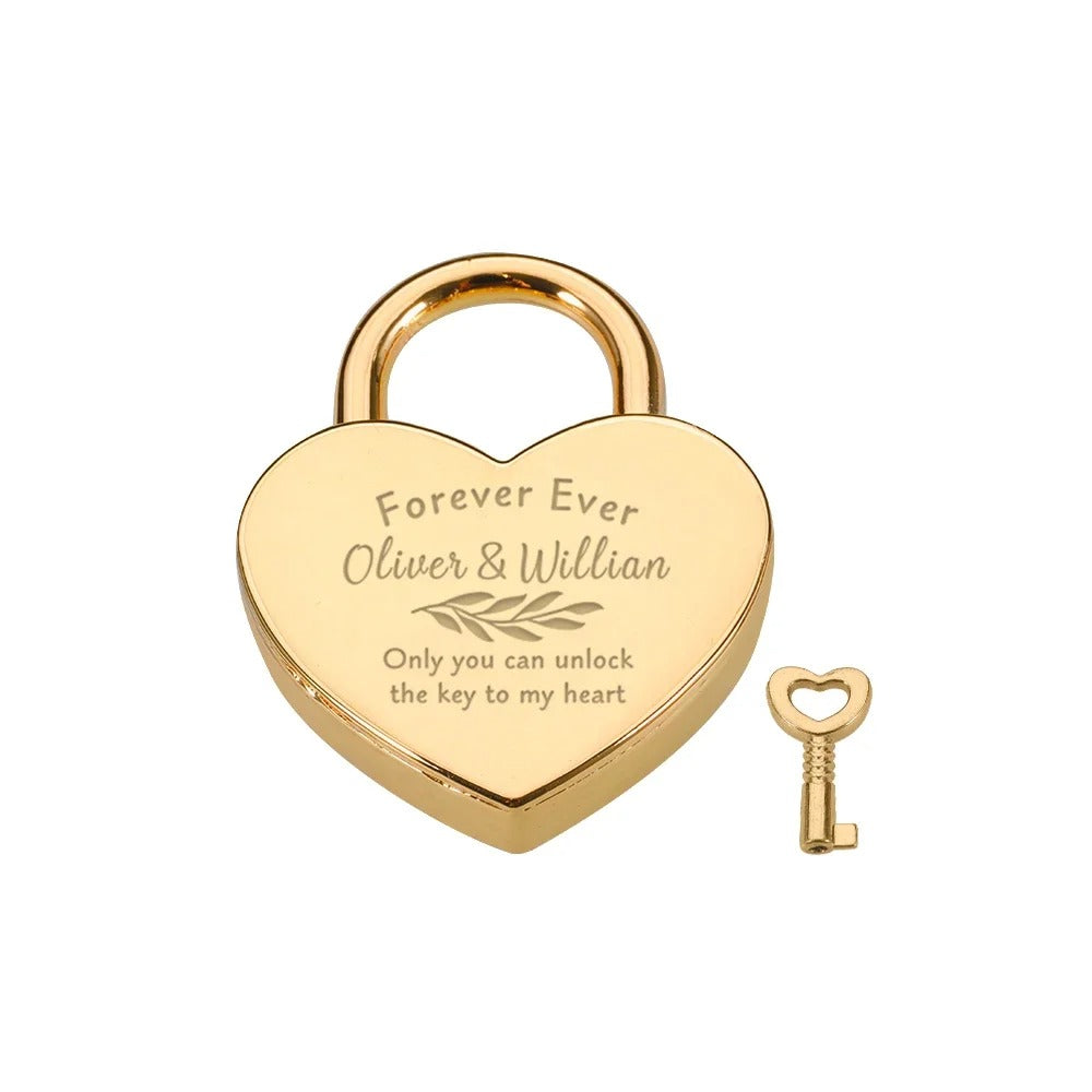 Liebesschloss mit Gravur