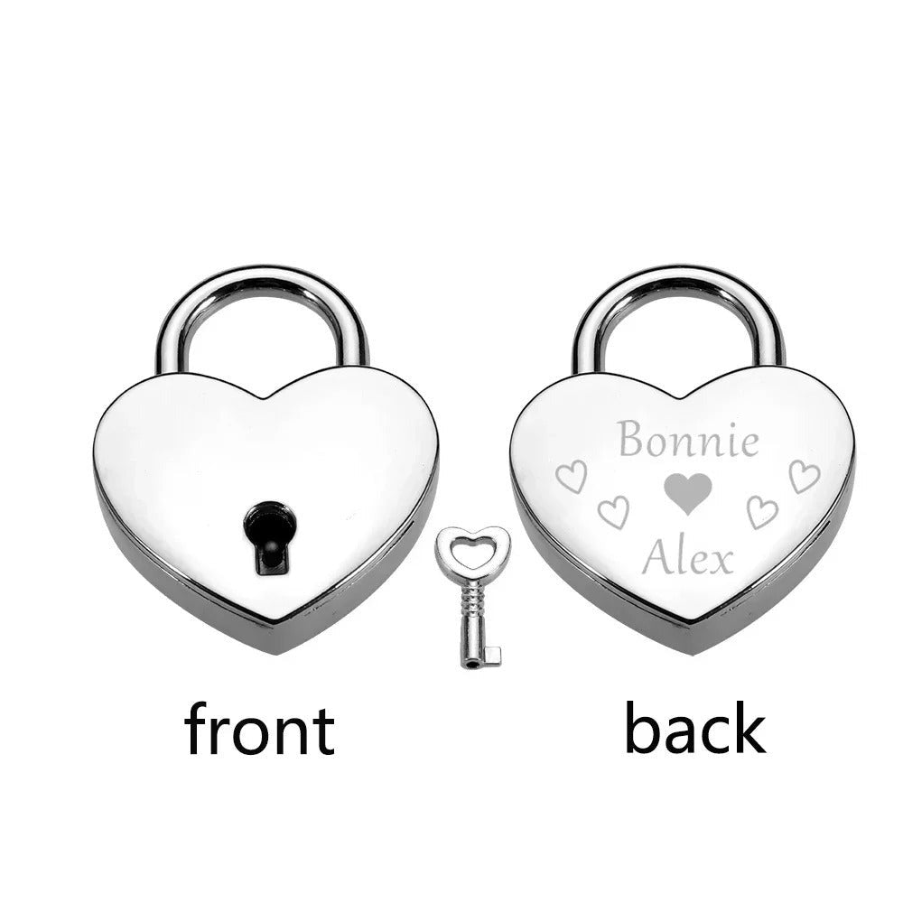 Liebesschloss mit Gravur