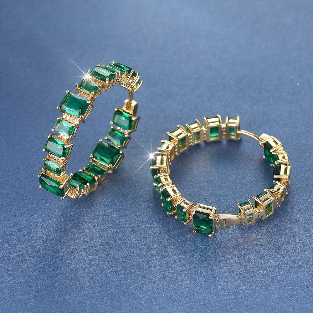 Viola Emerald Shine Hoops