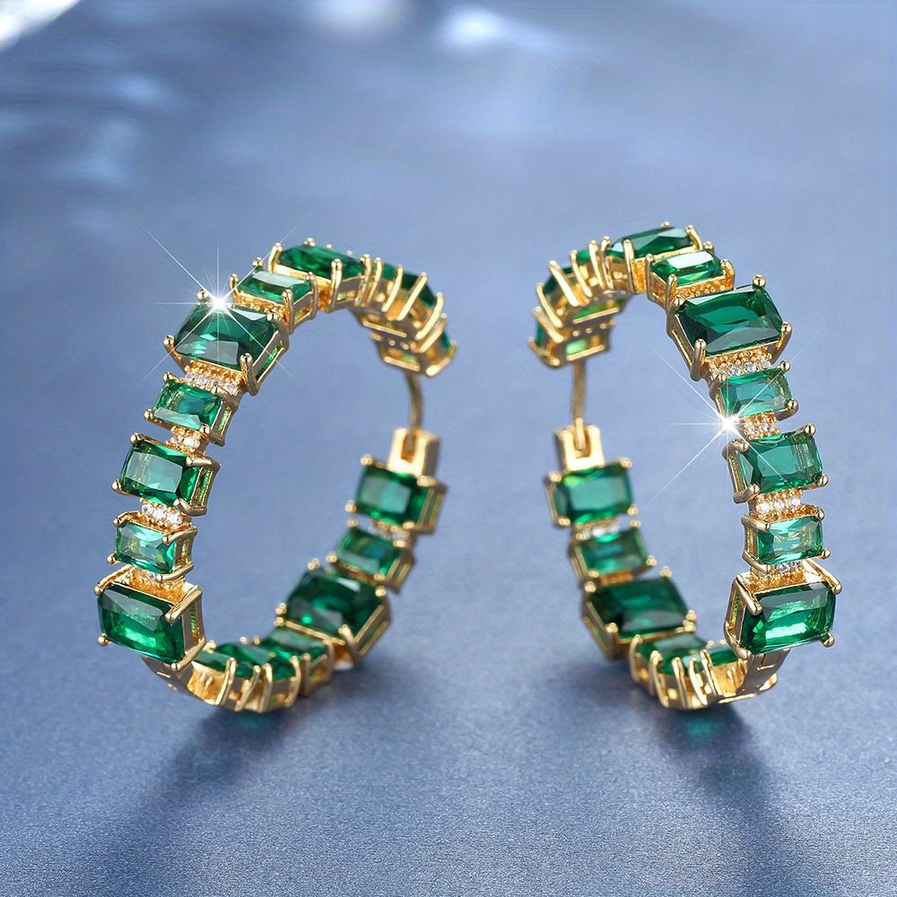Viola Emerald Shine Hoops